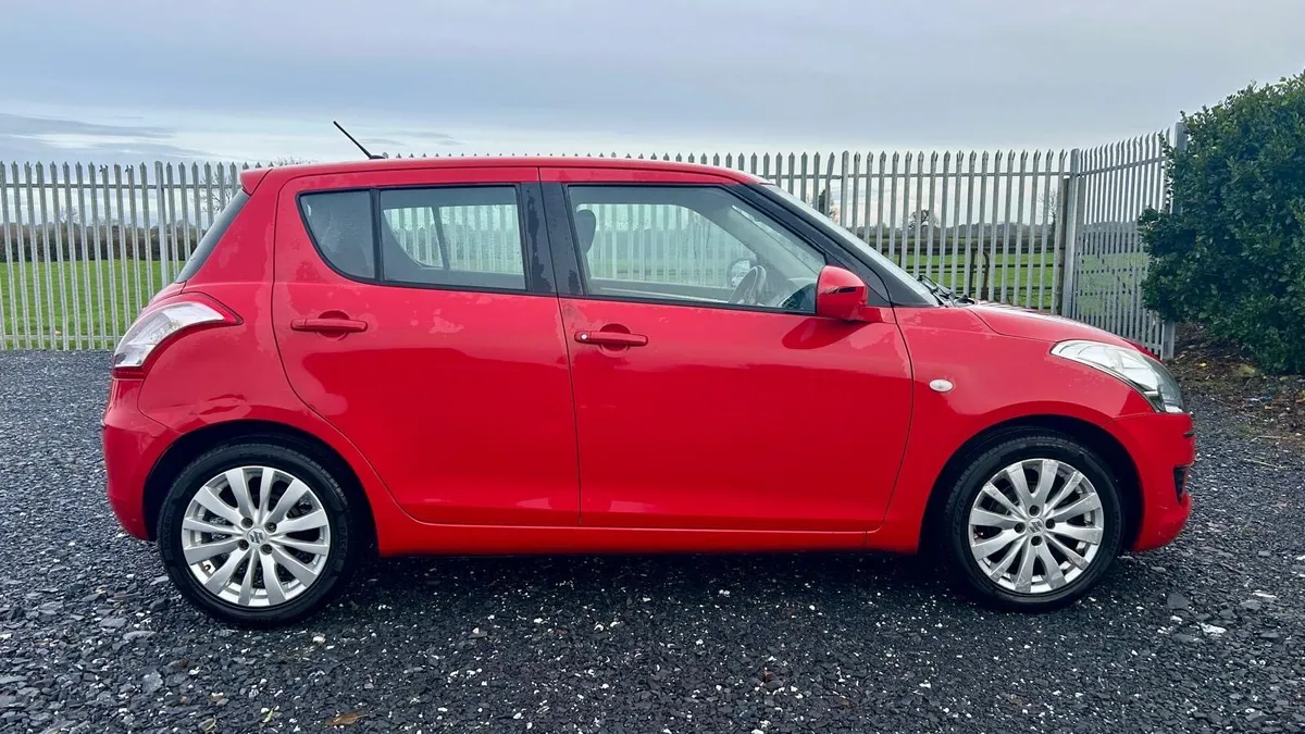 2011 Suzuki Swift - Image 4