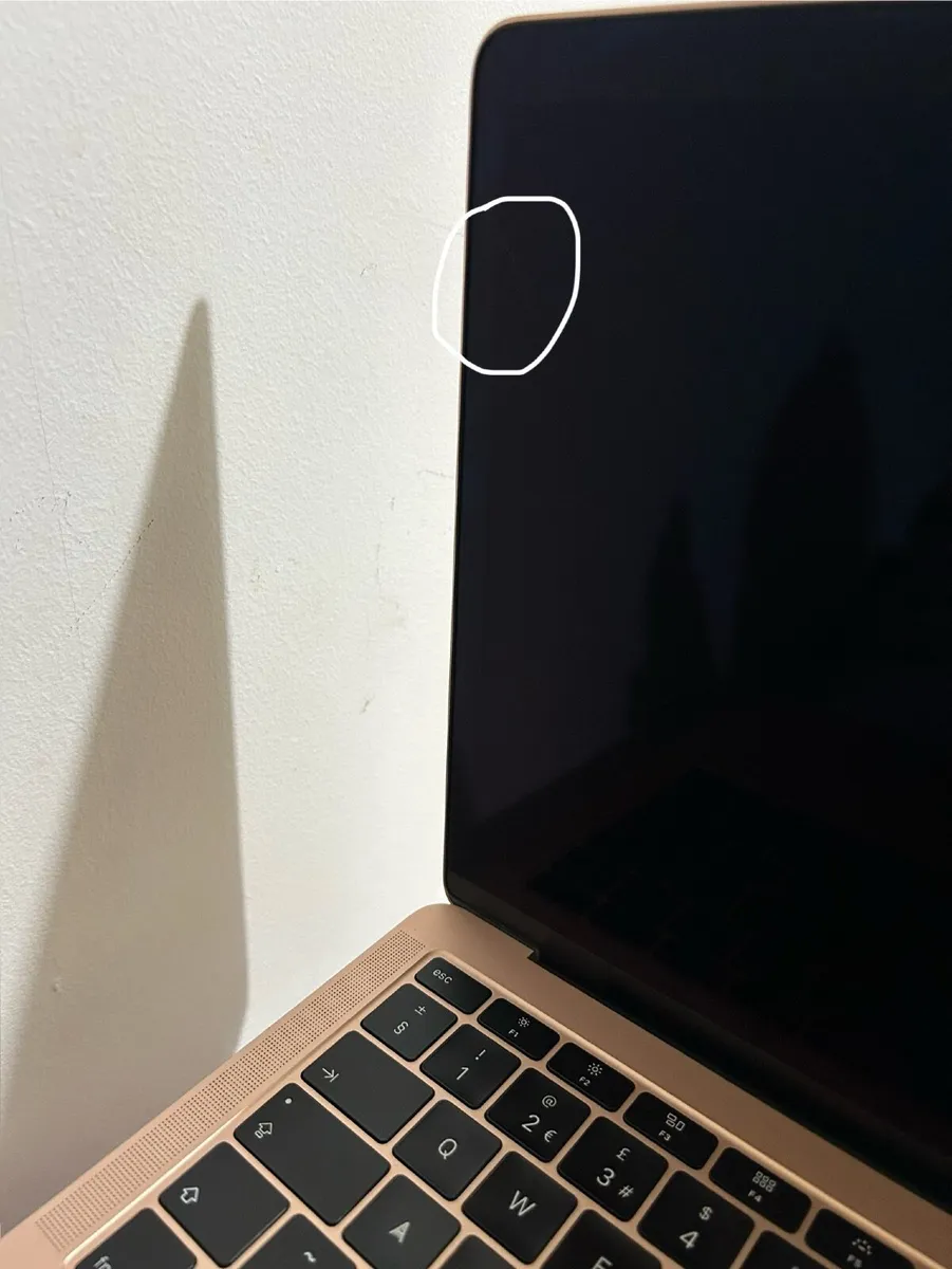 MacBook Air 2019 - 13 inch - Image 3