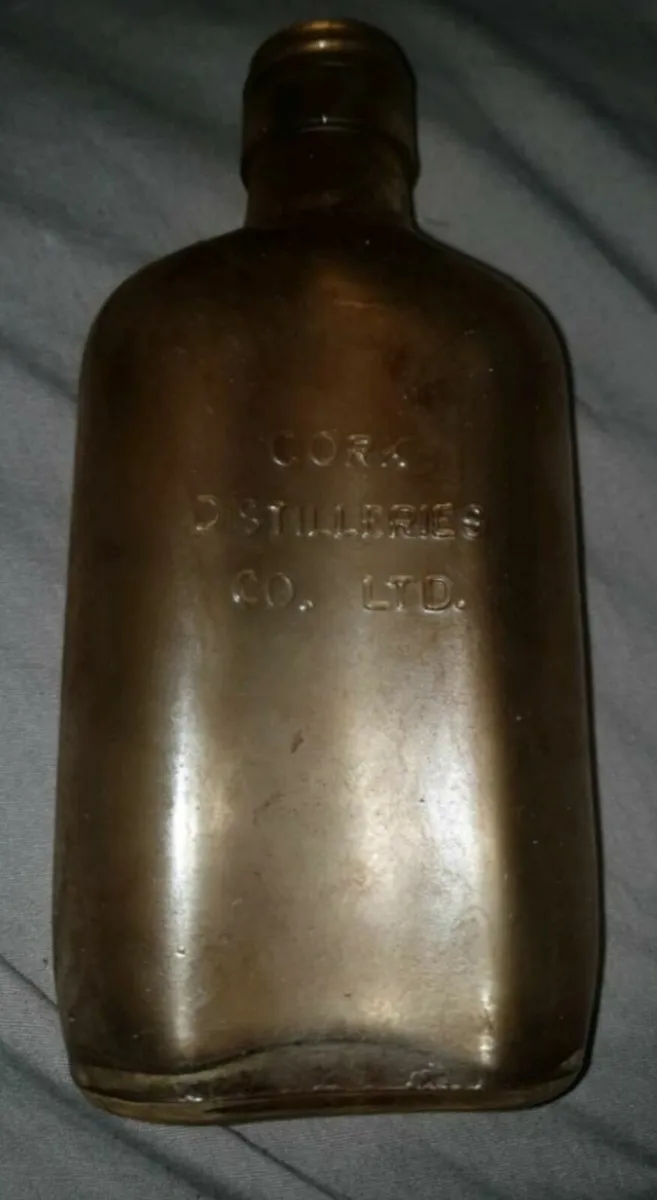 3 CORK LD DISTILLERY WHISKEY BOTTLES - Image 1