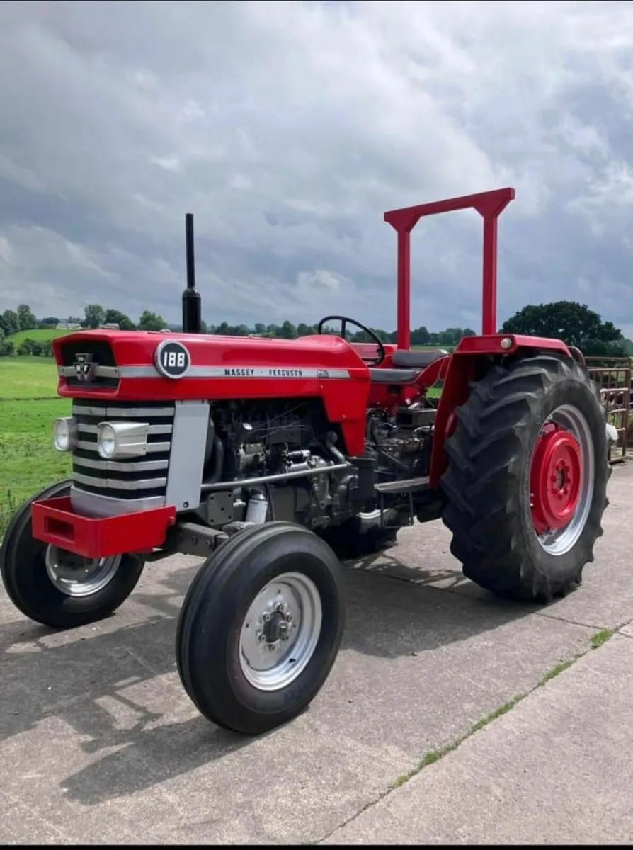 Massey Ferguson 188 H frame And Wings