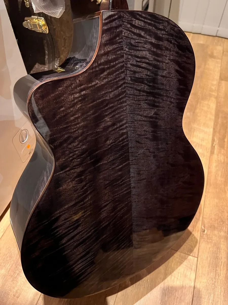 Stunning Faith Neptune Mango Guitar (1 of 1) - Image 3