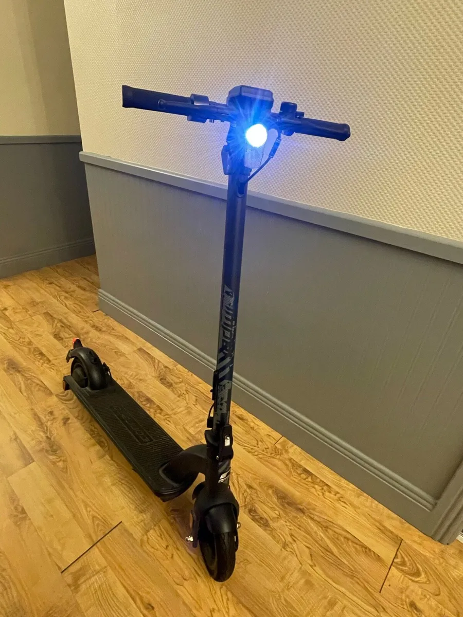 Electric Scooter Carrera impel is-1 - Image 1