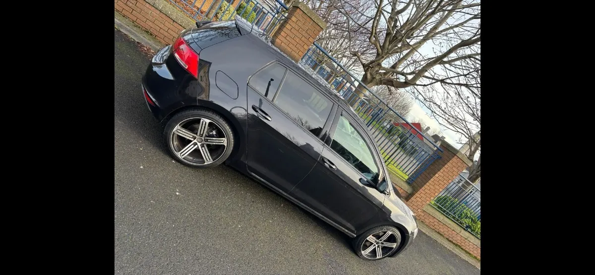 Volkswagen Golf 2014 - Image 4