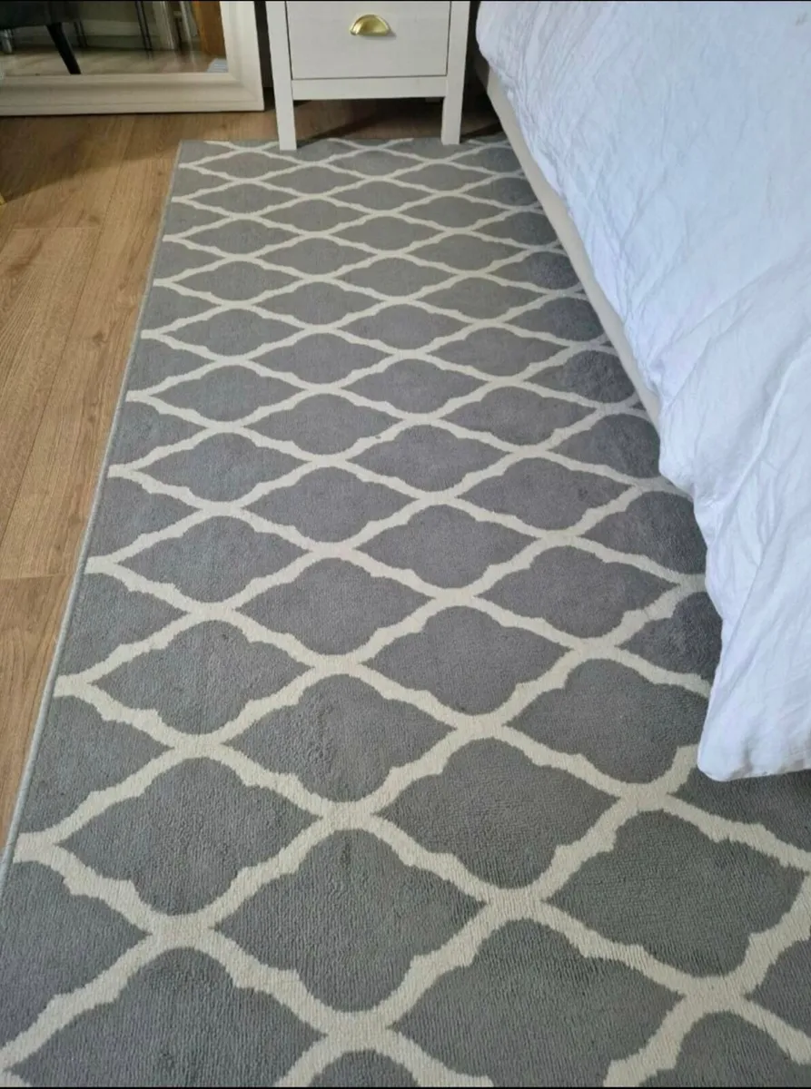 Kukoon Rug 240x330 - Image 4