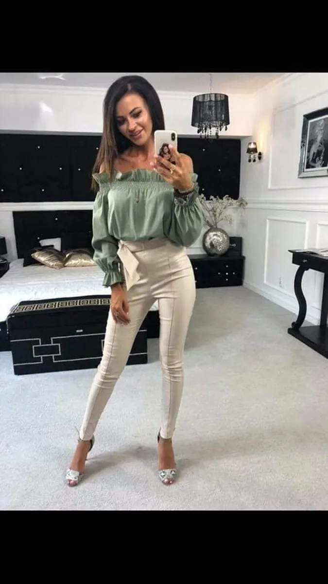 wax look Trousers fit 8/10 beige - Image 1