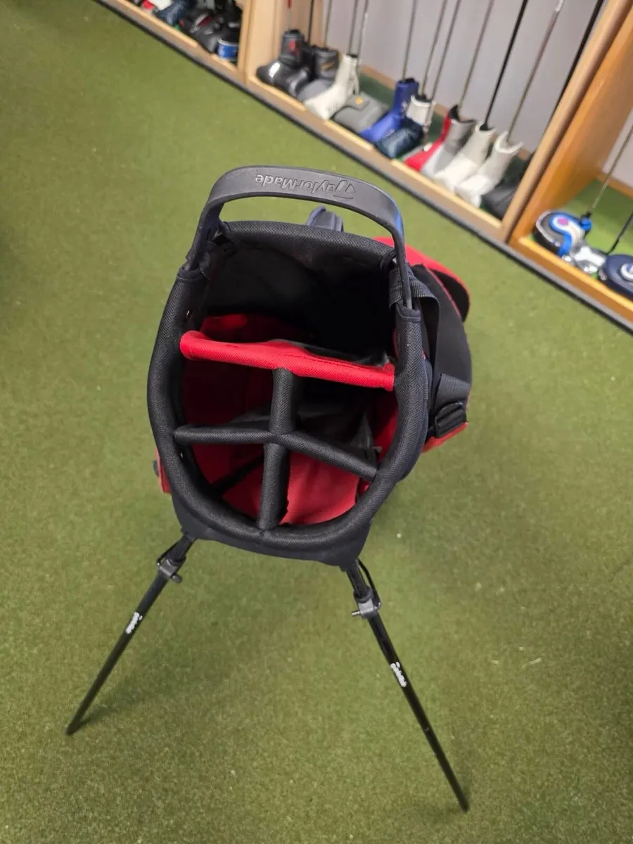 Taylormade Waterproof Stand Bag - Image 3