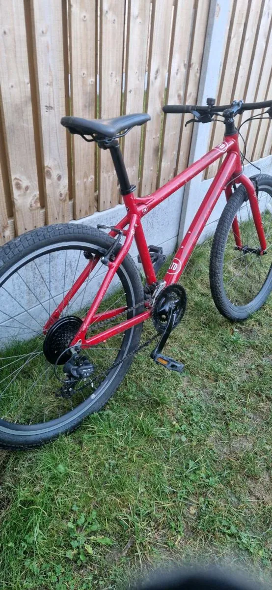 Lightweight carrera bike ( serviced )( delivery ) - Image 3