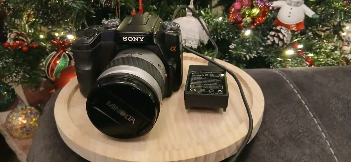 Minolta A 100 - Image 1