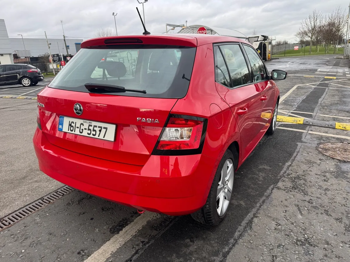Skoda Fabia 1.2 TSI 2016 - Image 4