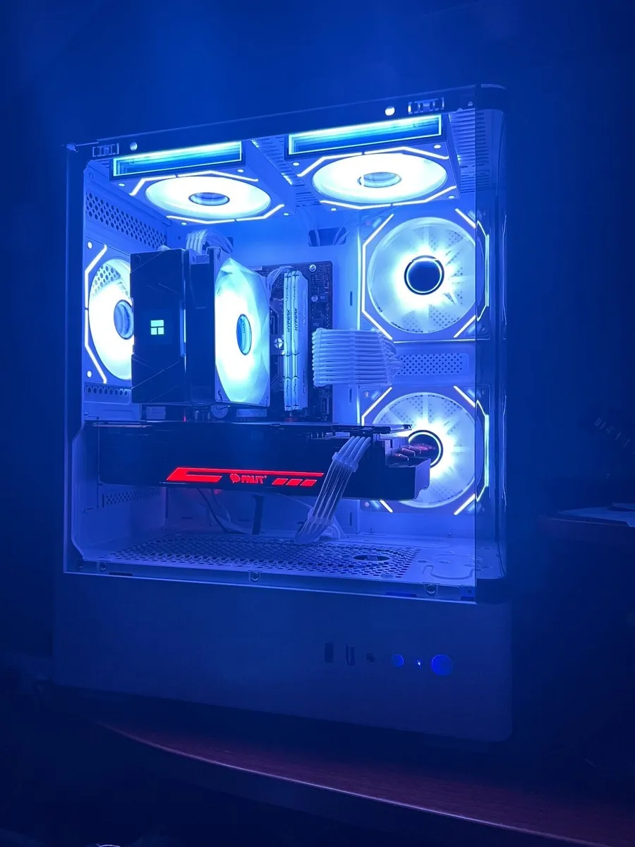 White custom gaming pc newly built - Image 3