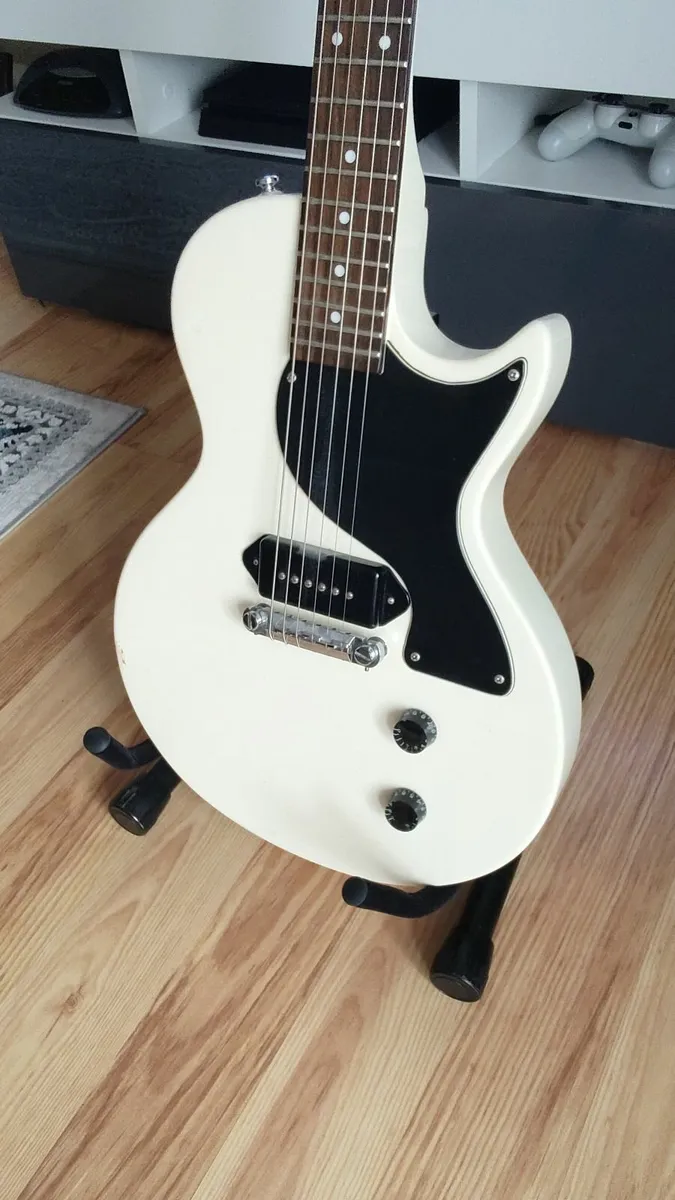 Tokai Love Rock Model - Image 2