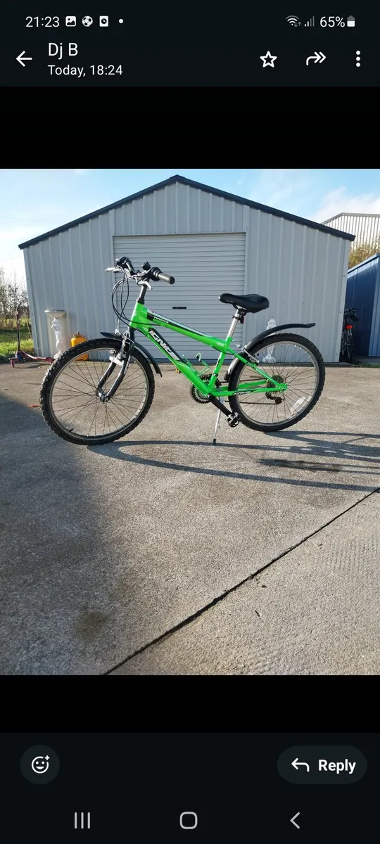 Childs bike. - Image 1