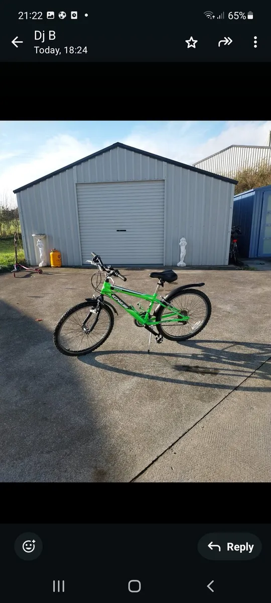 Childs bike. - Image 2
