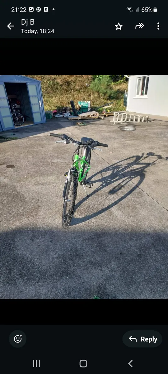 Childs bike. - Image 3