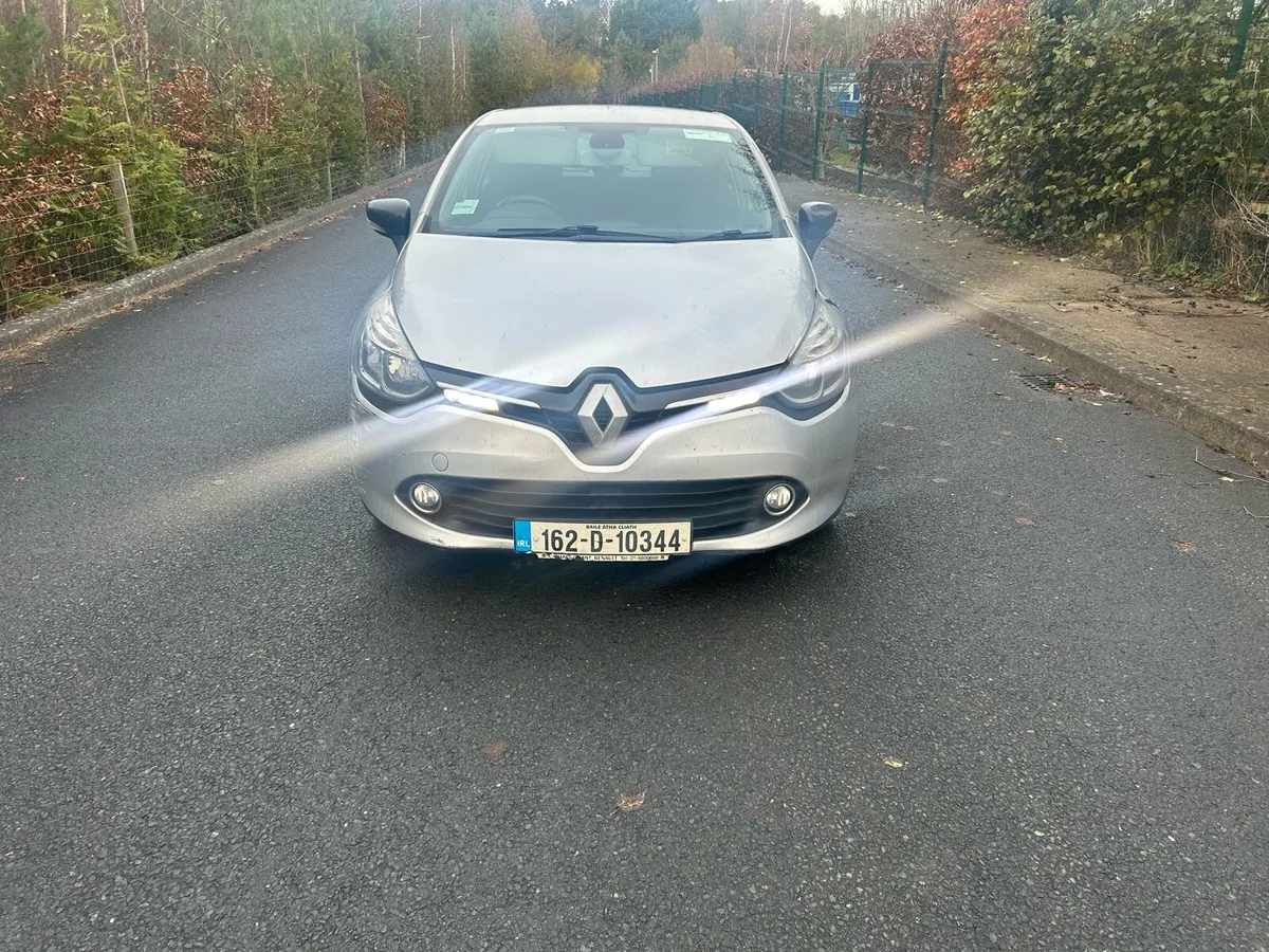 Renault Clio - Image 2