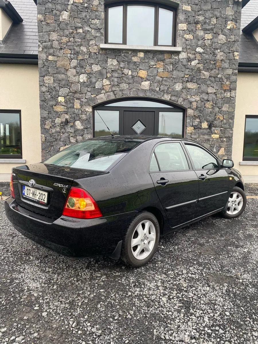 Toyota Corolla Luna Saloon €2450 - Image 2