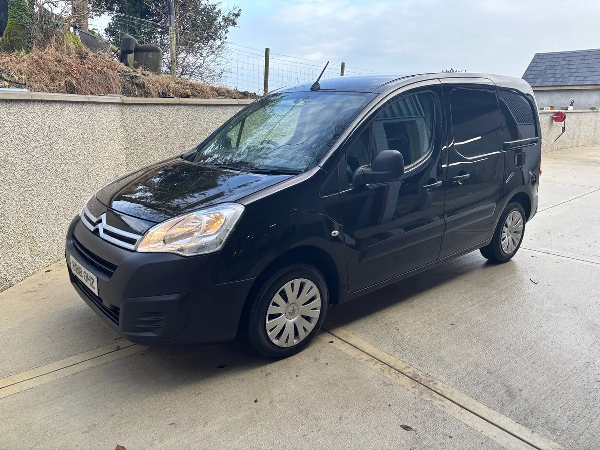 Citroen Berlingo 2018 - Image 2