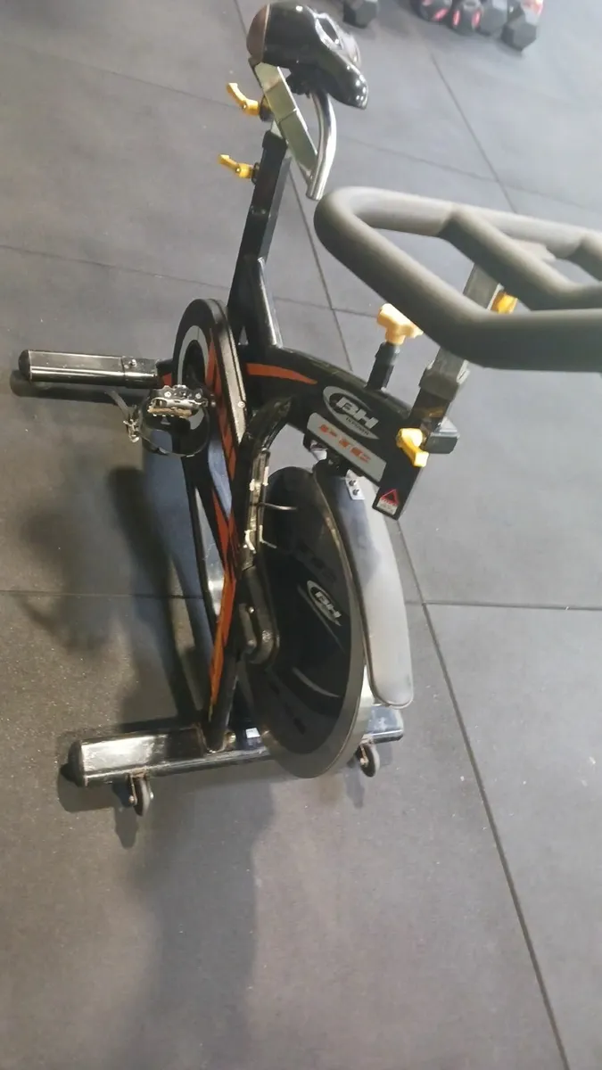 Spinning Bikes - Image 2