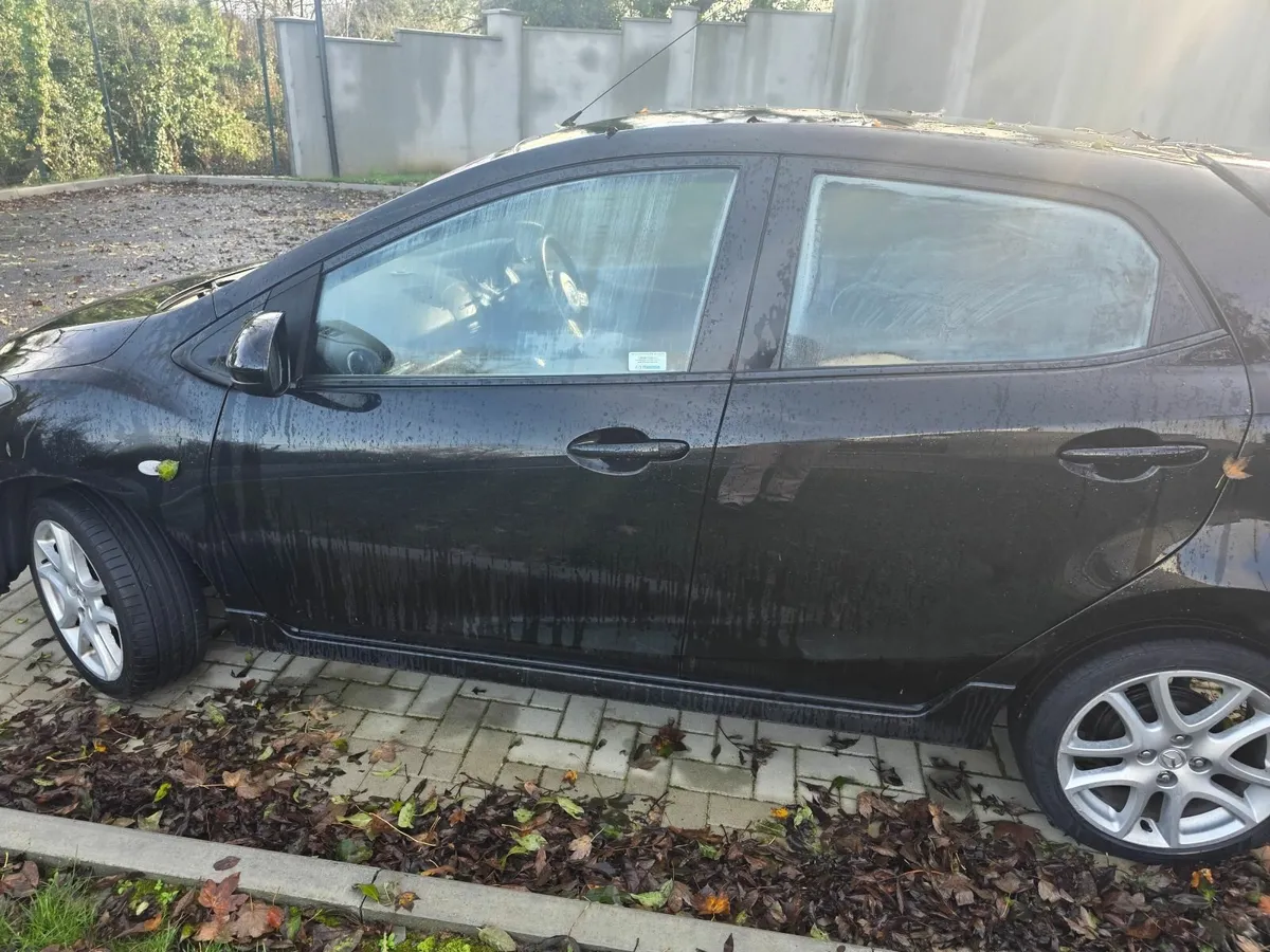 Mazda Mazda2 2011 - Image 4