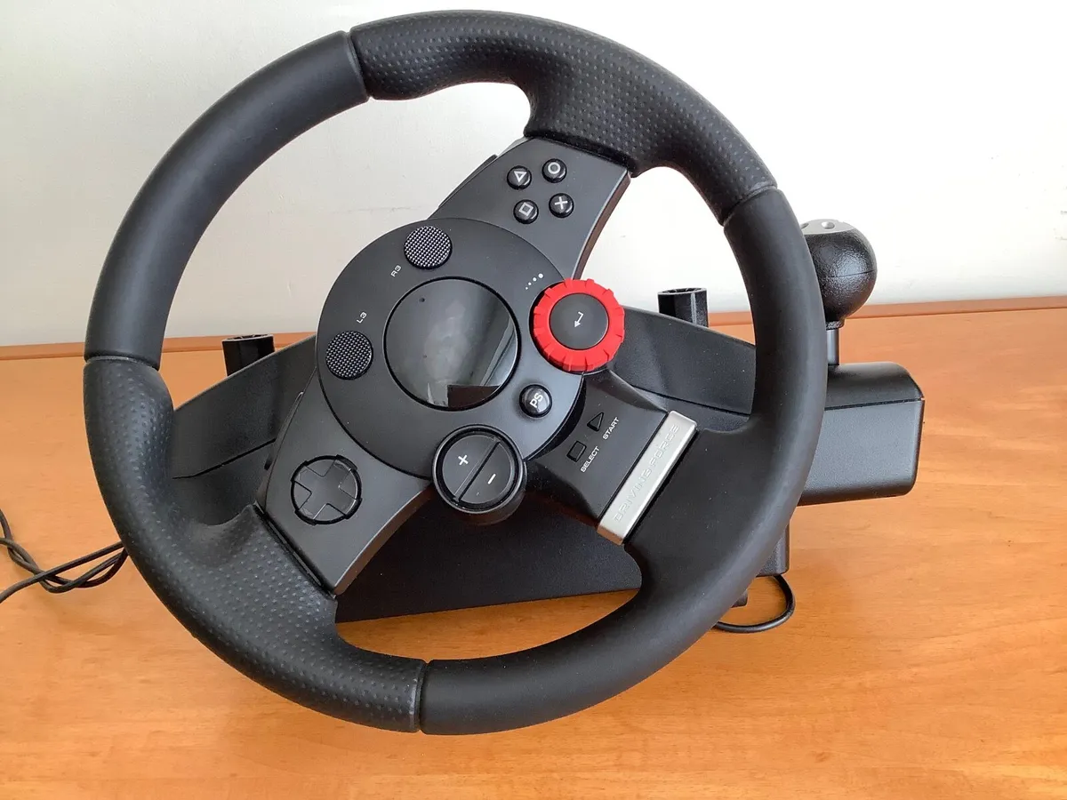 Logitech Driving Force GT Steering Wheel & Pedal P - Image 1