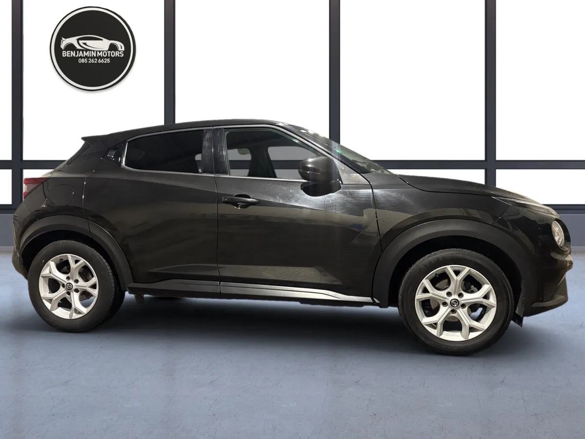 Nissan Juke 2022 Sv Premium Automatic Low Miles - Image 4