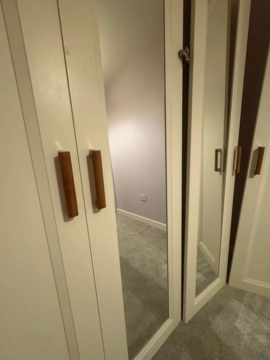 Wardrobe Doors - Image 2