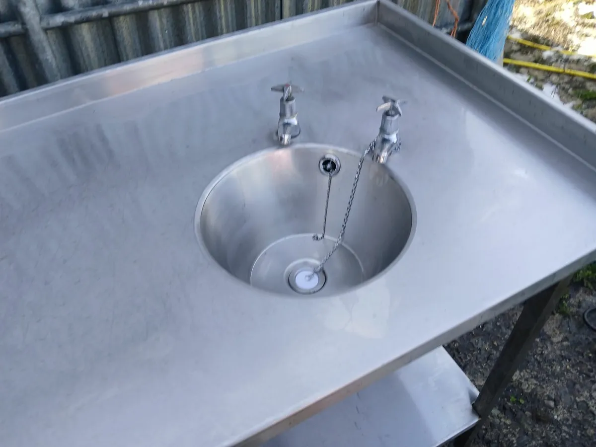 Staneless steel cabbinet table sink unit complete. - Image 1