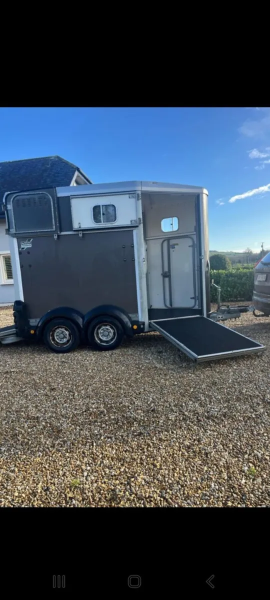 2009 ifor Williams 506 horse box fully serviced - Image 4