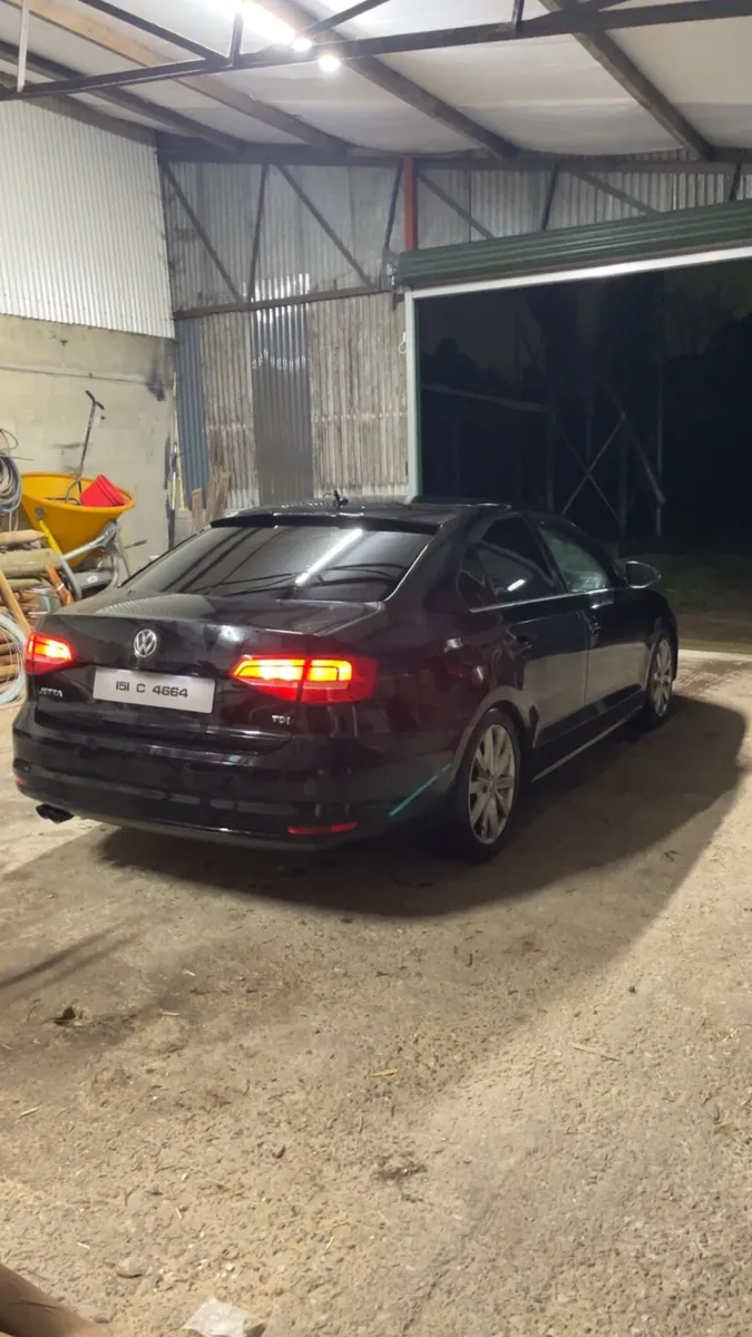 Volkswagen Jetta 2.0 TDI - Image 3