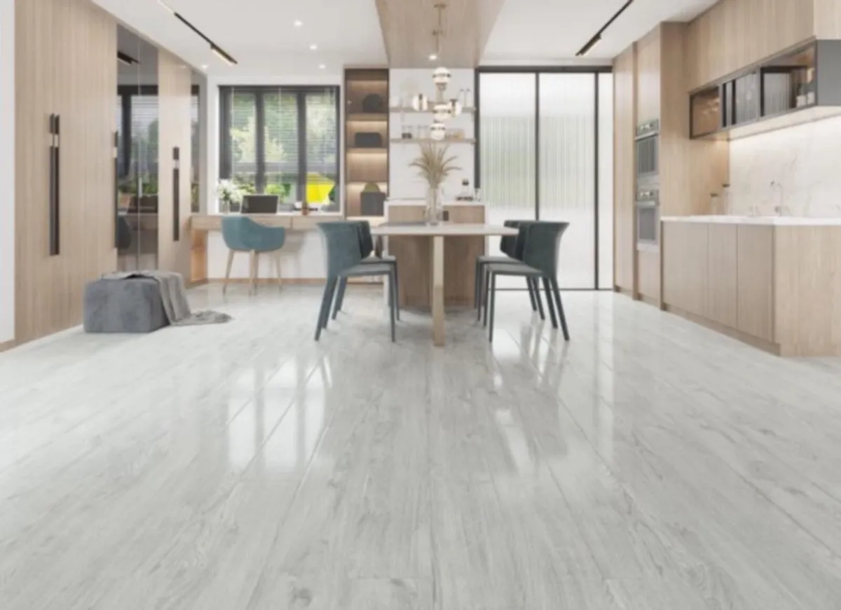 New 12mm Ice Laminated Flooring High Gloss - Image 1