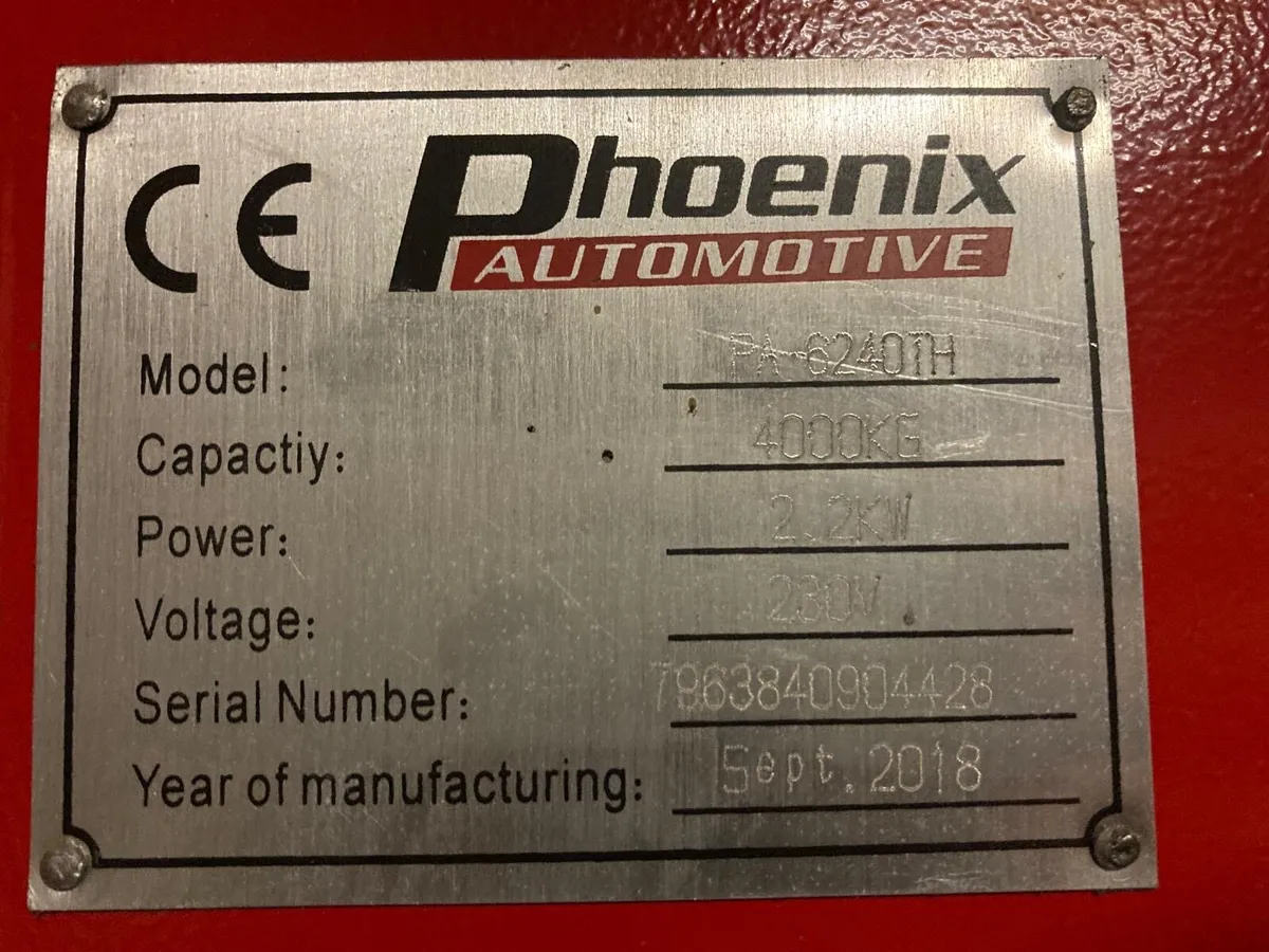 Phoenix Twin-Hydraulic 2 Post Lift CAR LIFT - Image 4