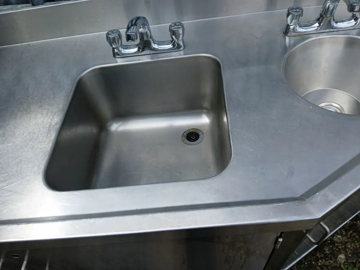 Staneless steel cabbinet double sink unit complete - Image 1