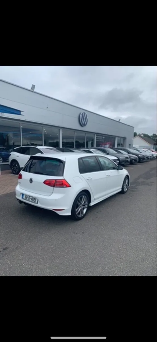 Volkswagen Golf 1.6 TDI R-Line – Mint Condition - Image 4