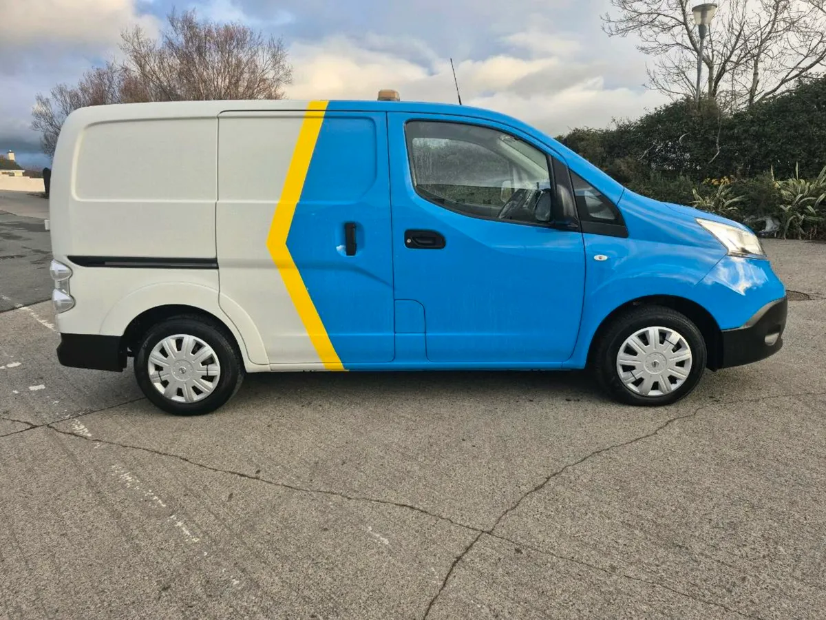 NISSAN ENV200**19,000mls**ELECTRIC**AUTOMATIC** - Image 4