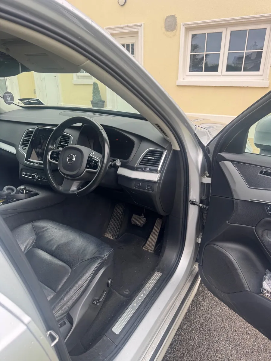 Volvo XC90 2021 - Image 3