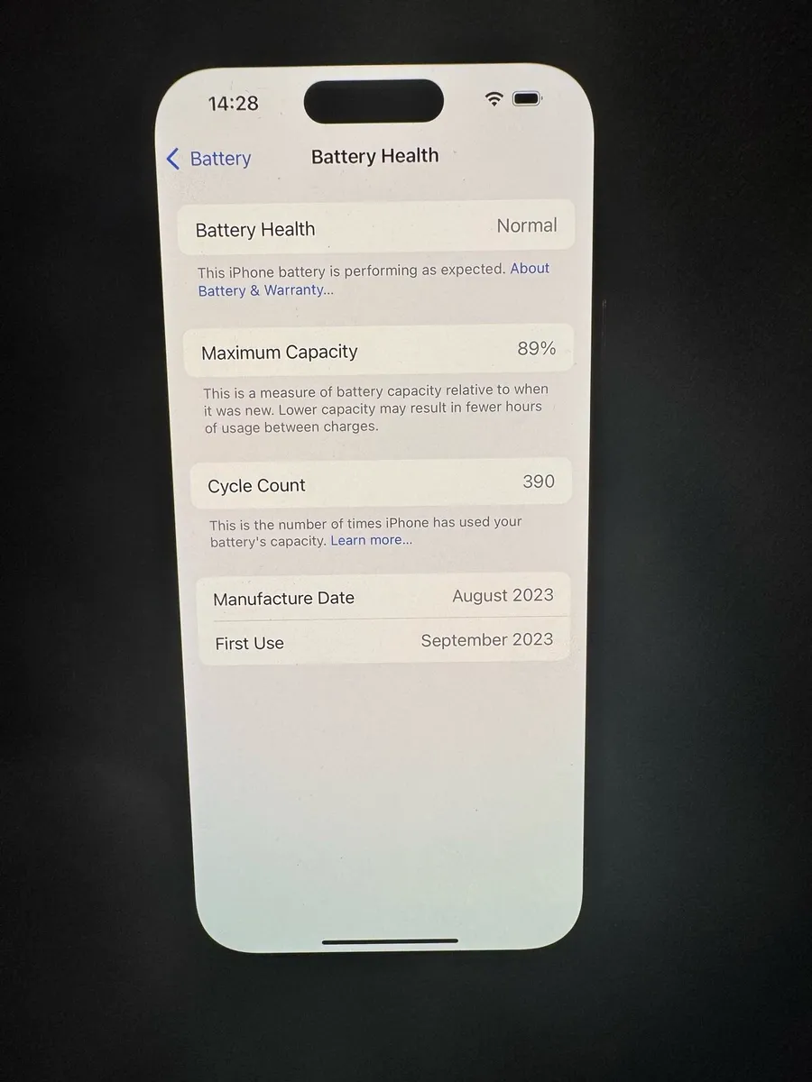 iPhone 15 Pro 256gb - Image 4