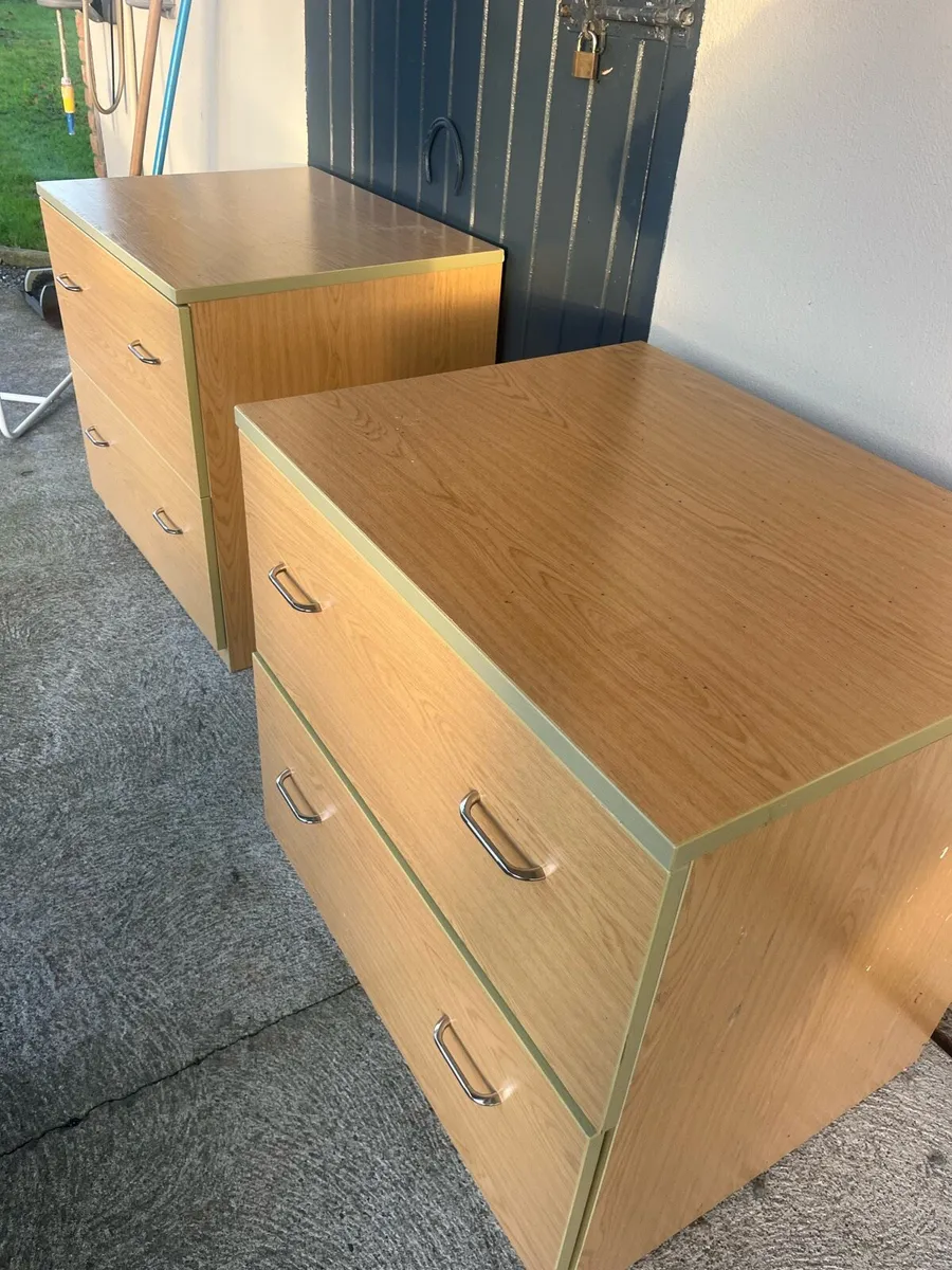 Two drawer office unit - Image 2
