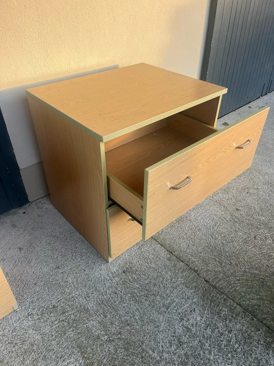 Two drawer office unit - Image 3