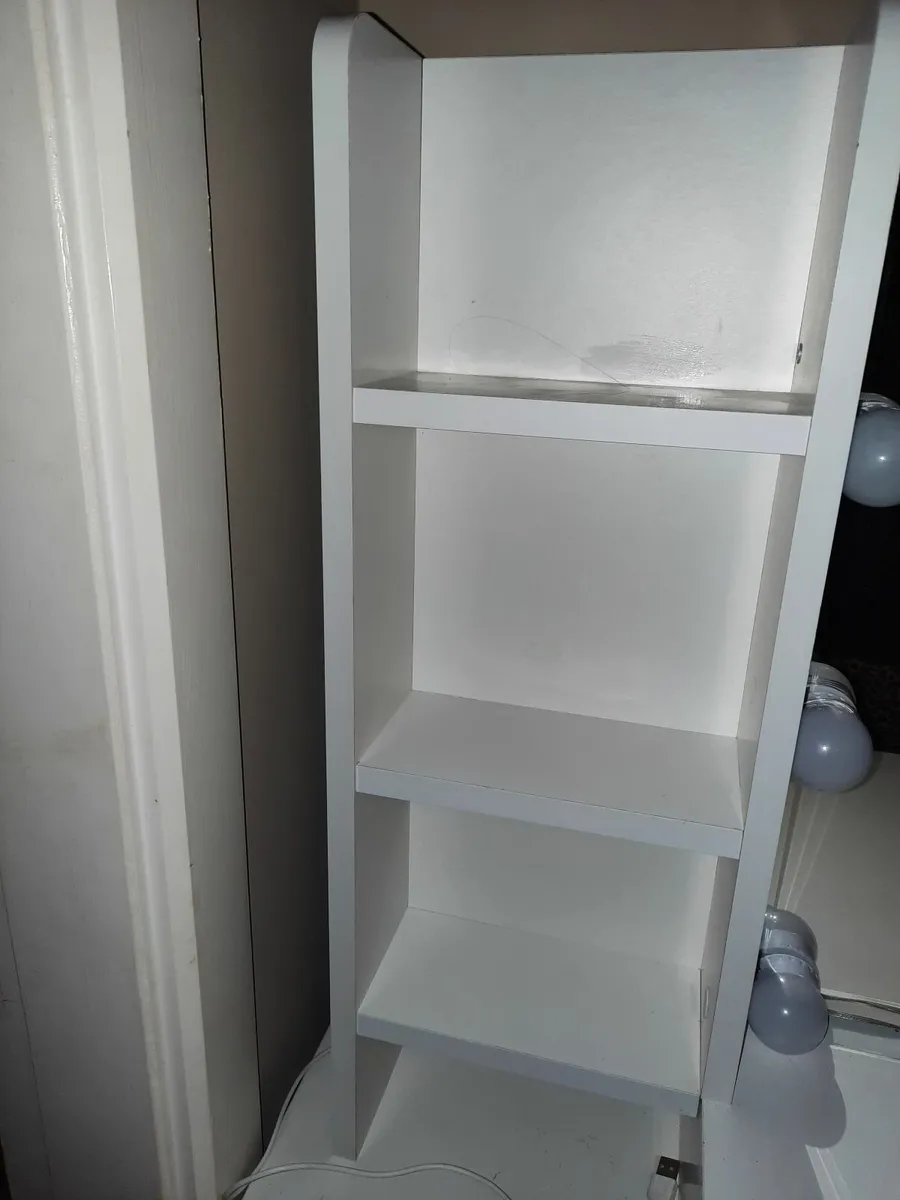 Vanity dresser - Image 4