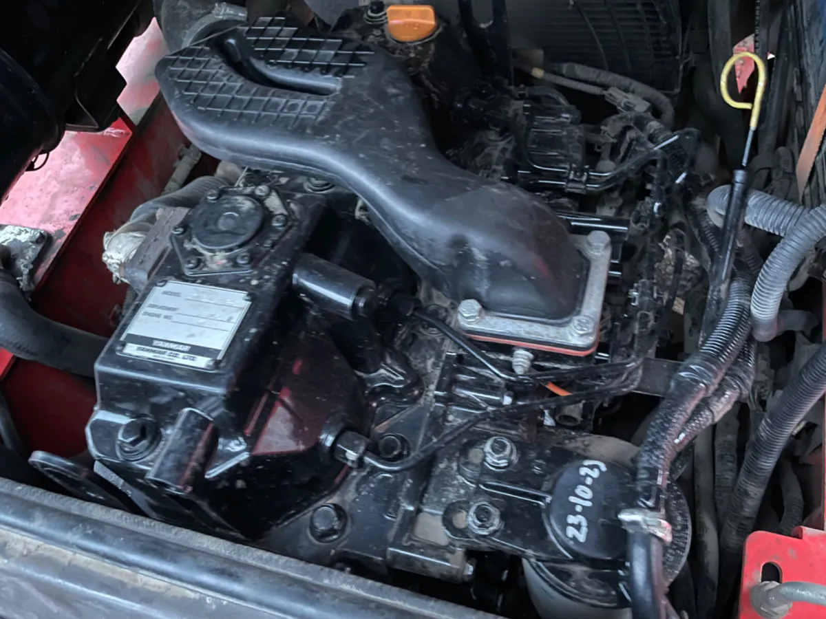 2018 manitou M125D 2.5 ton forklift - Image 3