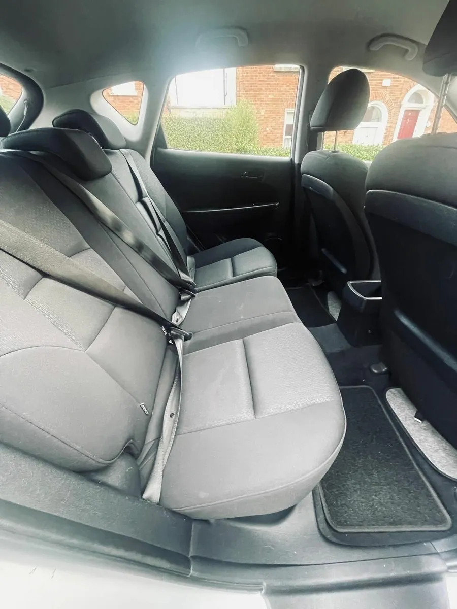 Hyundai i30 2008 - Image 2