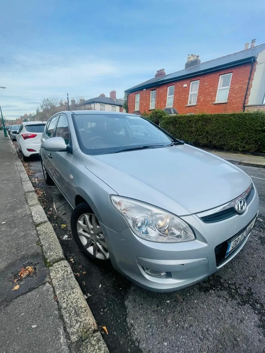 Hyundai i30 2008 - Image 1