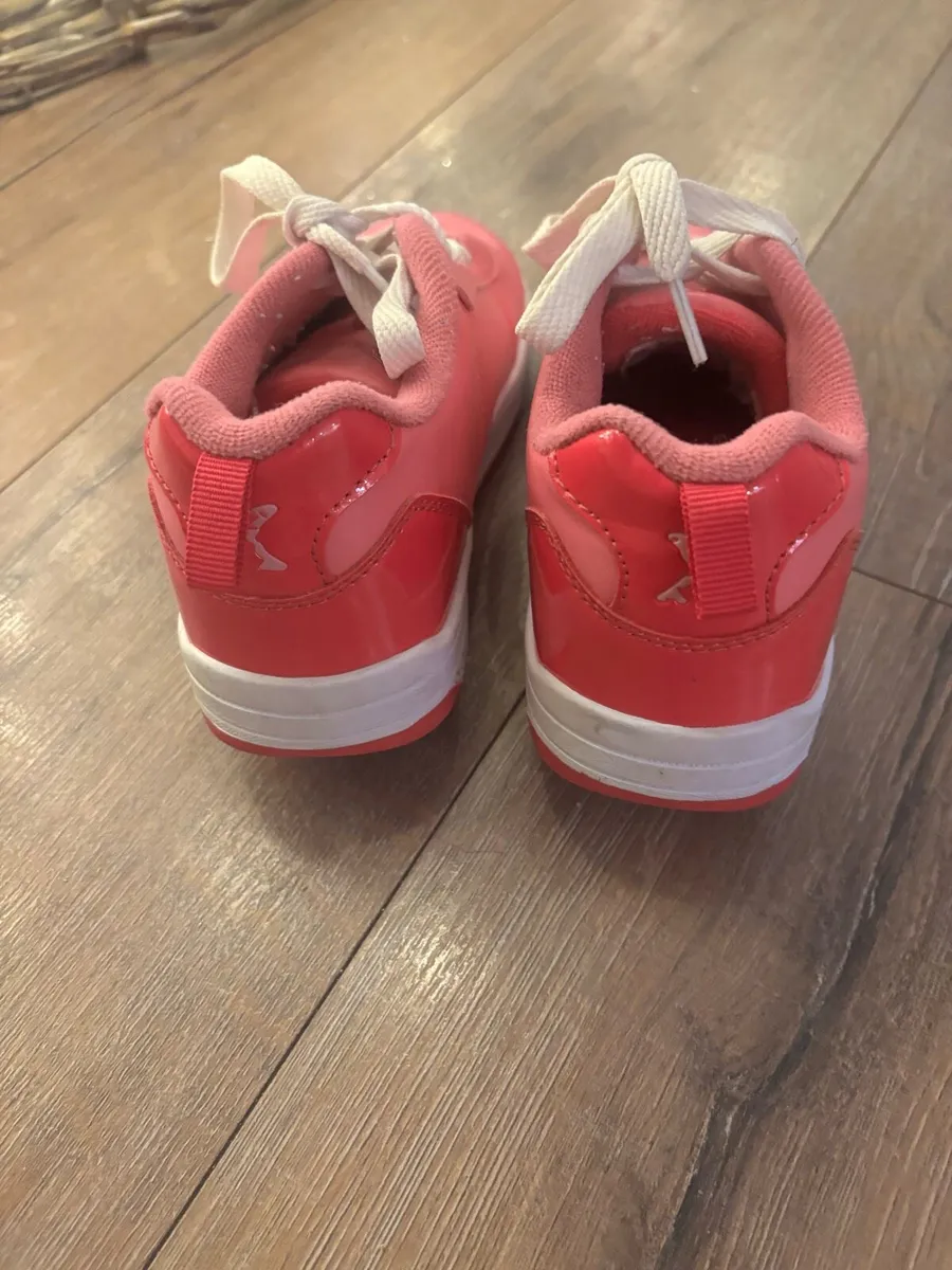 Heelys uk size 13 girls - Image 3