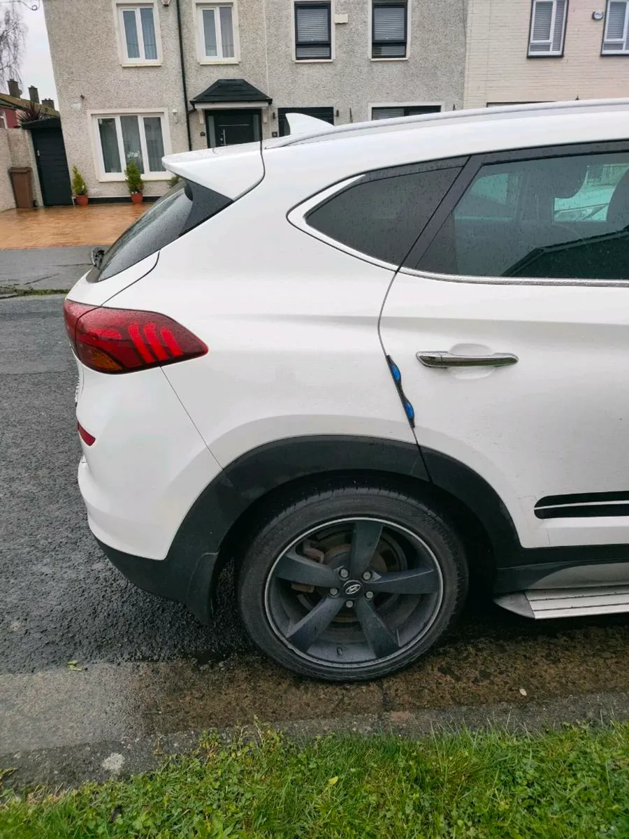 Hyundai Tucson 2019 Executive plus - Image 3