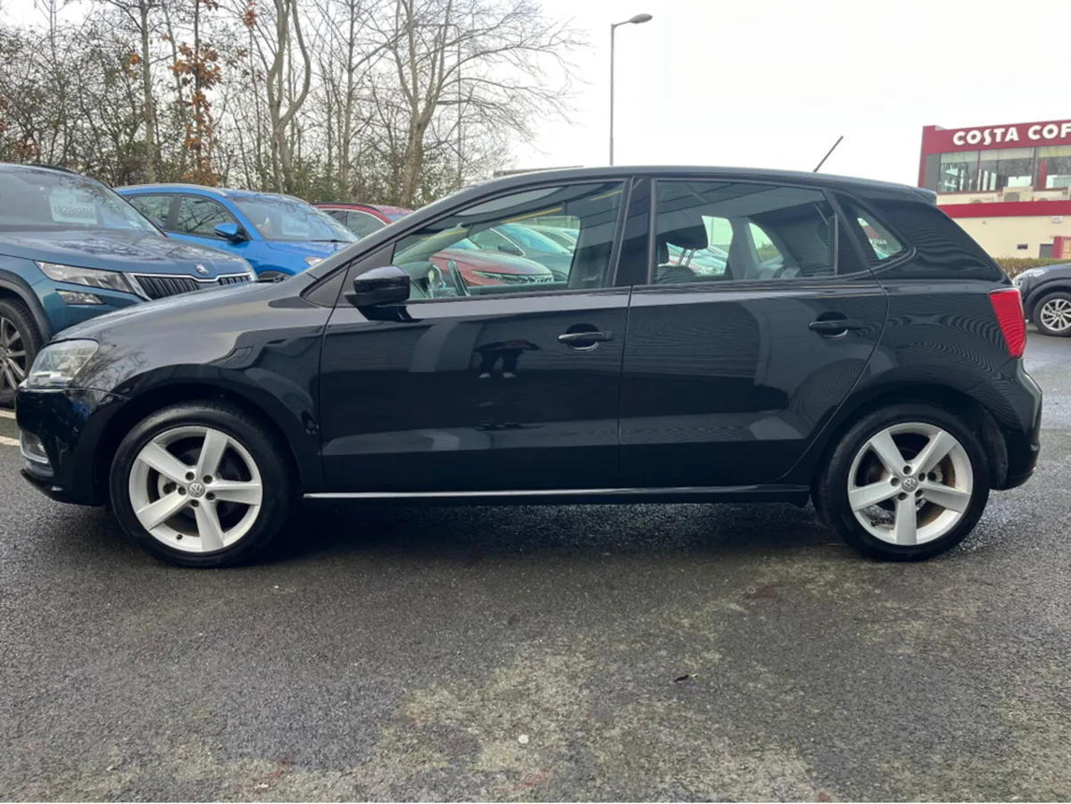 Volkswagen Polo 1.2 PETROL HIGHLINE AUTO - Image 4