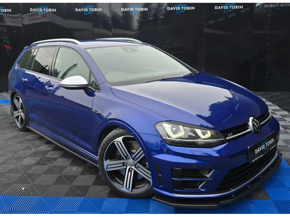 Volkswagen Golf R ESTATE 2.0 TSI 300 BHP LAPIZ BLU - Image 1