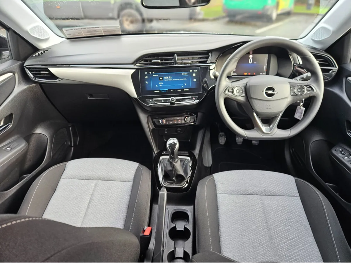 Opel Corsa ELEGANCE 1.2 75PS - Image 2