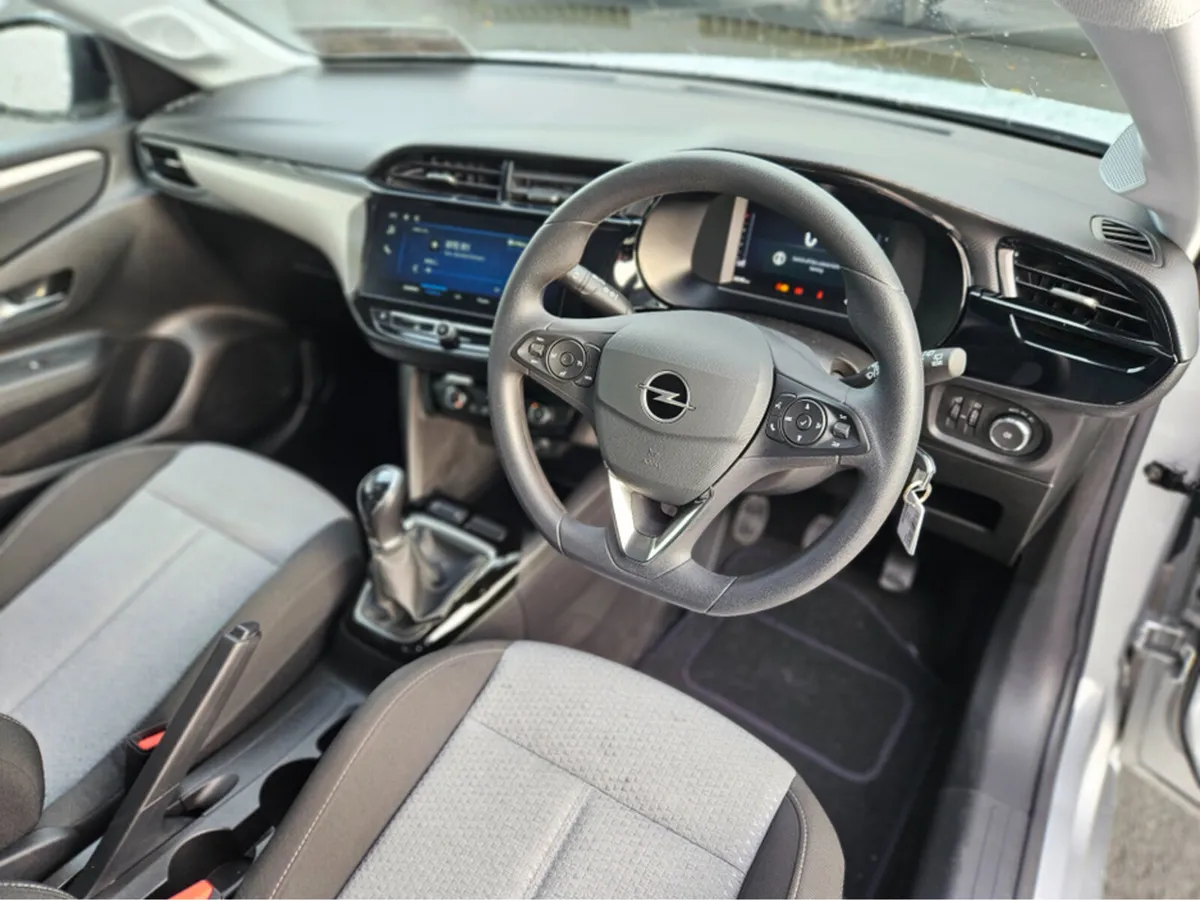 Opel Corsa ELEGANCE 1.2 75PS - Image 3