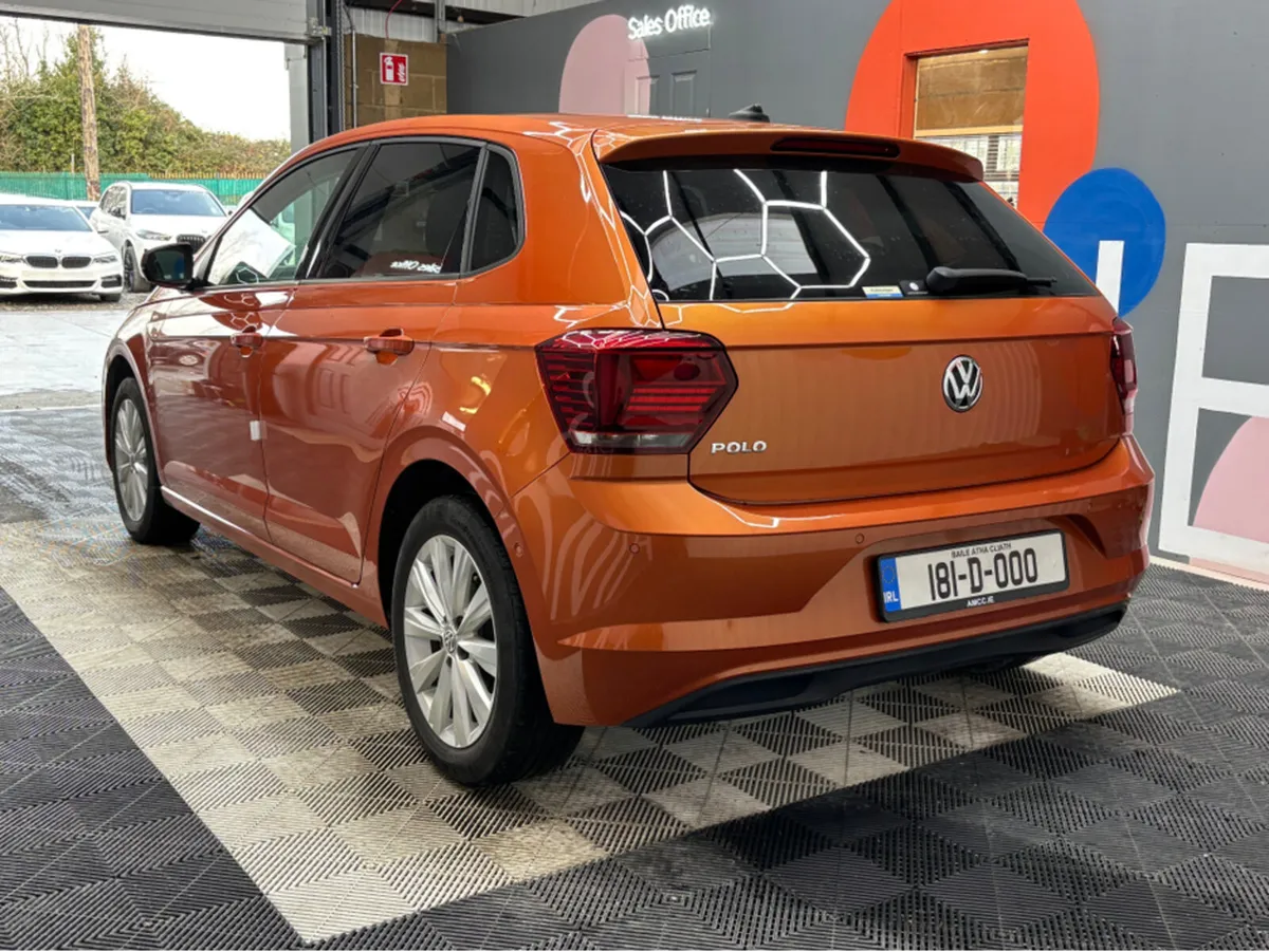 Volkswagen Polo 23k kms - Apple CarPlay - Reverse - Image 3