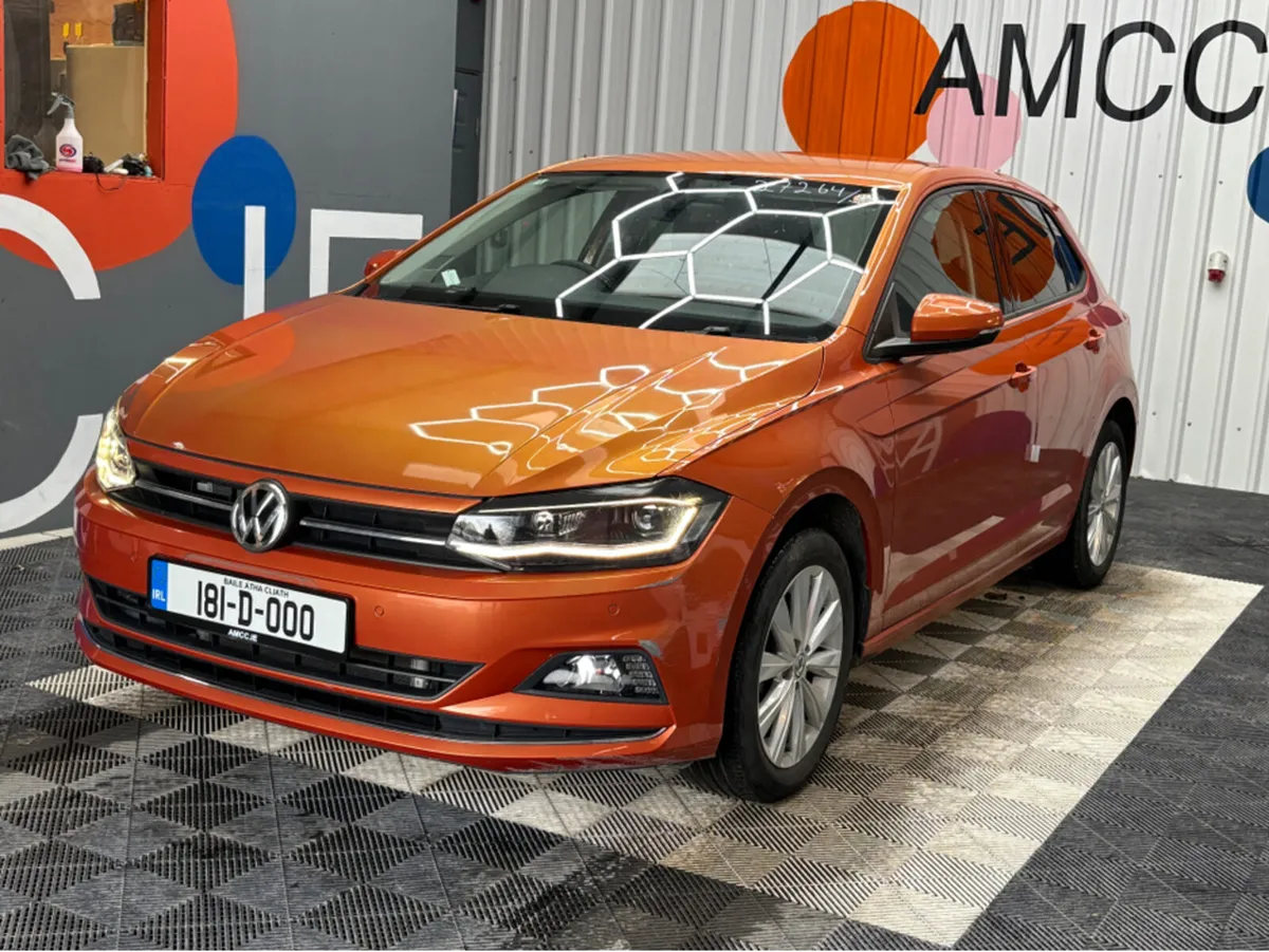 Volkswagen Polo 23k kms - Apple CarPlay - Reverse - Image 4